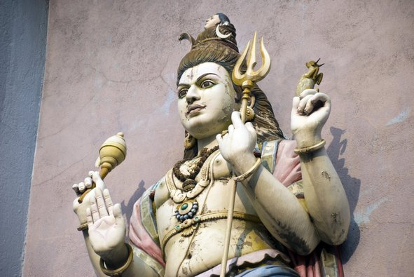 Eine Statue des Gottes Shiva