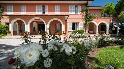 Herzlich Willkommen in der schönen Villa Garulli in Italien!