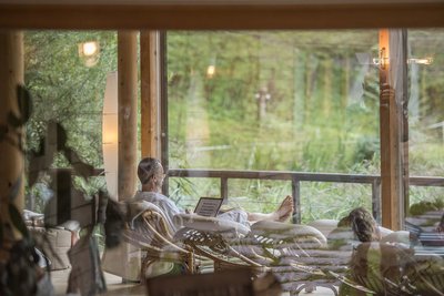 Entspannen Sie im gemütlichen SPA-Bereich