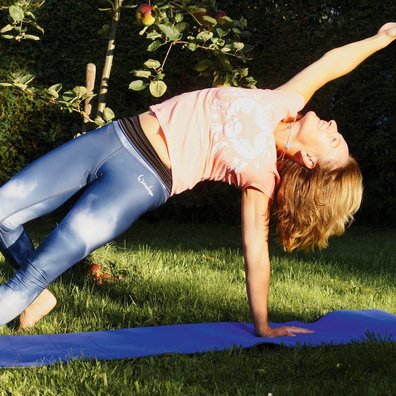 NEUE WEGE Yogalehrerin Bettina Holzner-Schmidt