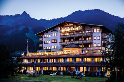 Das Naturhotel Lechlife in Tirol begrüßt Sie mit Gastfreundschaft und persönlichem Ambiente