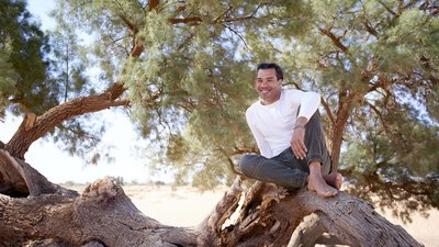 Barak Oussidi, der Begründer von Sahara Yoga, zeigt Ihnen seine Heimat Marokko