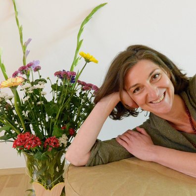 NEUE WEGE Yogalehrerin Gina Lacirignola