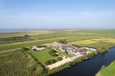 Das Nordsee-Hotel Arlau-Schleuse liegt inmitten des Nationalparks Wattenmeer