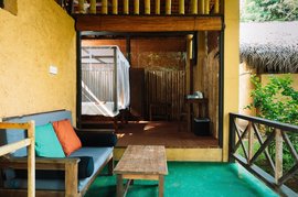 Entspannen Sie auf der Terrasse Ihrer Bamboo Hut