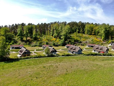 Das Resort Klein Stresow liegt mitten im Grünen