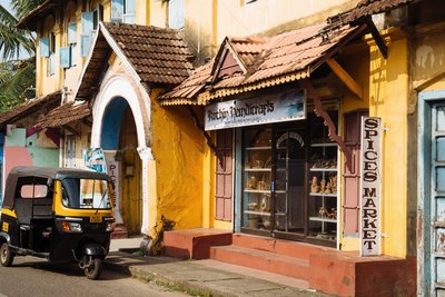 Die Hafenstadt Cochin in Kerala, mit der Rikschad erkunden und die nahgelegenen Märkte 