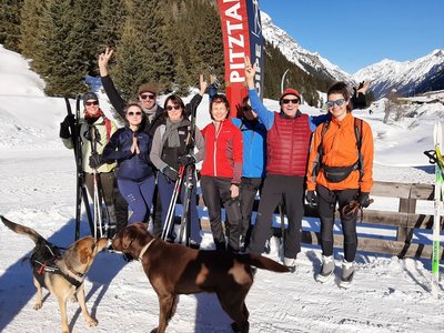 Tierische Begleitung der Yoga und Ski Gruppe 