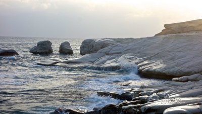 Die White Rocks sollte man während seiner Yoga-Reise besichtigen