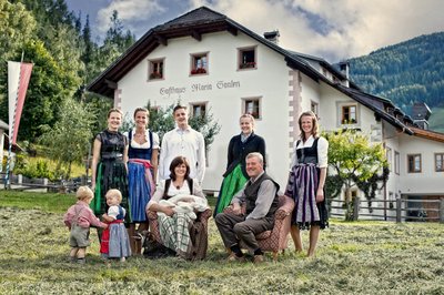 Das Team des Hotel Saalerwirt heißt sie herzlich wilkommen