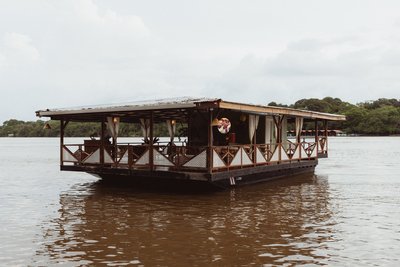 Sitzen Sie über der Tortuguero Lagune