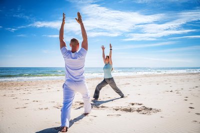 Was gibt es schöneres als Yoga am Strand?