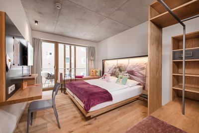 Doppelzimmer der Kategorie "Cool" im Baumhaus