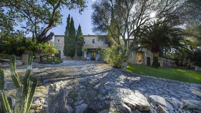 Die Finca eingebettet inmitten der Natur Die Finca eingebettet inmitten der Natur
