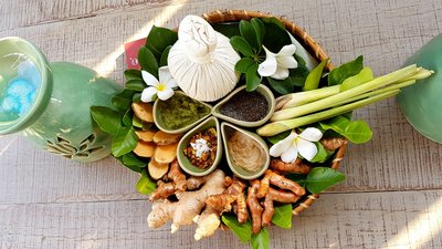 Gesunde und leckere Speisen runden Ihre Reise nach Thailand ab