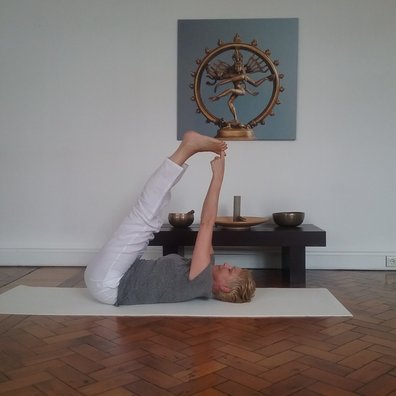 NEUE WEGE Yogalehrerin Daniela Carl