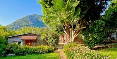 Der Garten der Lykia Lodge lädt zum entspannen ein. 