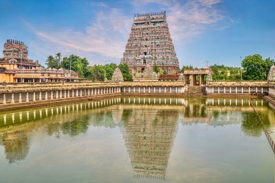 Besuchen Sie den eindrucksvollen Nataraja Tempel