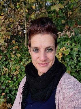 NEUE WEGE Kursleitung Severine Mastroleo NEUE WEGE Kursleitung Severine Mastroleo