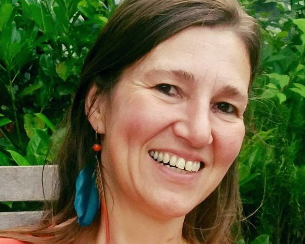 Yogalehrerin Silke Mauersberger