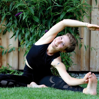 NEUE WEGE Yogalehrerin Linda Kirchgessner