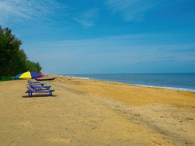 Nur wenige Gehminuten von Ihrer kleinen Villa entfernt erstreckt sich ein wunderschöner Strand und das rauschende Meer