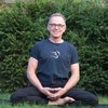 Yogalehrer Bernhard Hoppen-Leuschen