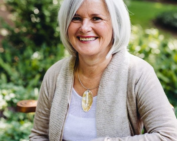 Yogalehrerin Rosemarie Worseck Yogalehrerin Rosemarie Worseck