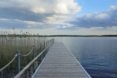 Der Tollensesee, einer der größten Seen in der Mecklenburgischen Seenplatte