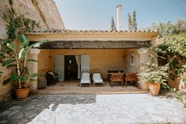 Ruhe finden auf der Terrasse der Menorca Suite Ruhe finden auf der Terrasse der Menorca Suite