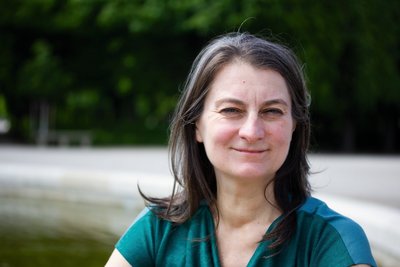 Yogalehrerin Gyöngyi Hajdu