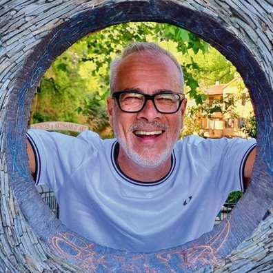 Yogalehrer Albert Dennenwaldt