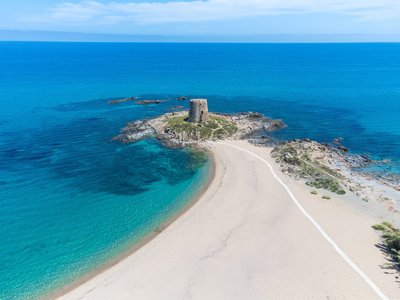 Der weite Sandstrand von Torre di Bari