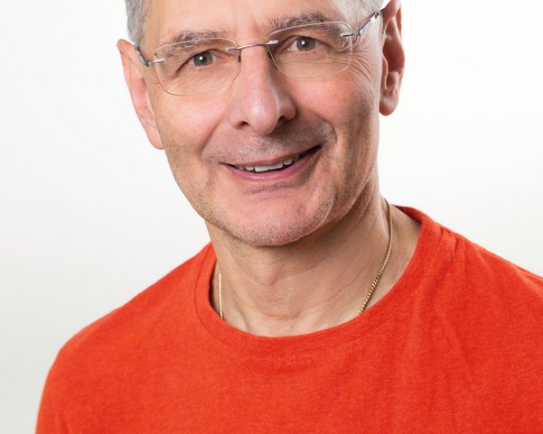 Yogalehrer Heinz Peter Steiner