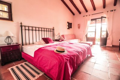 Ein Zimmer zum Wohlfühlen - die Junior Suite Cabrera der Finca Son Mola Vell