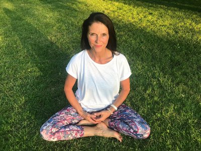 NEUE WEGE Yogalehrerin Britta Sattig