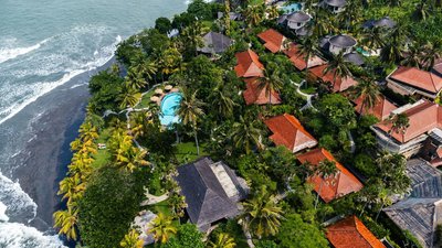 Das Puri Dajuma Eco Resort liegt in einem 1,5 ha großen tropischen Garten