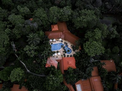 Die Mawamba Lodge inmitten des Regenwalds