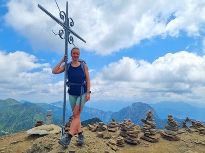 Kursleitung Shakiri Juen Kursleitung Shakiri Juen