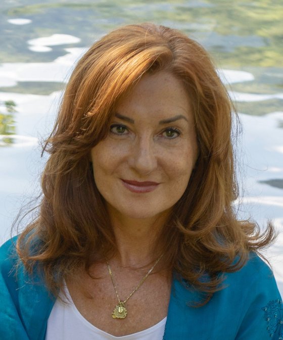NEUE WEGE Yogalehrerin Rita Uibner NEUE WEGE Yogalehrerin Rita Uibner
