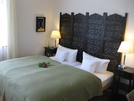 Liebevoll eingerichtete Zimmer erwarten Sie im Naturhotel Baltrum Liebevoll eingerichtete Zimmer erwarten Sie im Naturhotel Baltrum