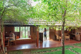 Die Konkan Villen bieten Ihnen auch überdachte Sitzbereiche Die Konkan Villen bieten Ihnen auch überdachte Sitzbereiche