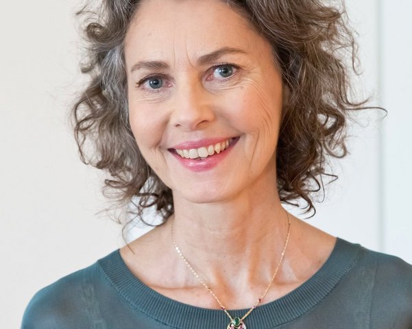 Yogalehrerin Hilde Peer Yogalehrerin Hilde Peer