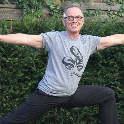 Yogalehrer Bernhard Hoppen-Leuschen