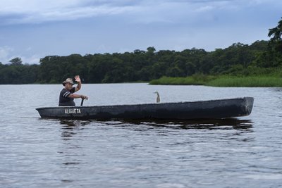 Fischerboote auf der Fahrt nach Tortuga Island
