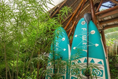 Mit dem Stand-Up Paddel die Küste Sansibars erkunden