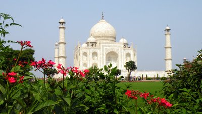 Besuchen Sie das berühmte Taj Mahal