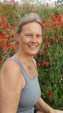 Yogalehrerin Karin Schönig Yogalehrerin Karin Schönig