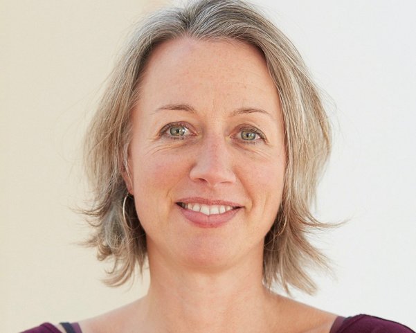 NEUE WEGE Yogalehrerin Anika Landers NEUE WEGE Yogalehrerin Anika Landers