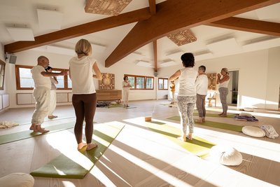 Entspannen Sie beim Yoga